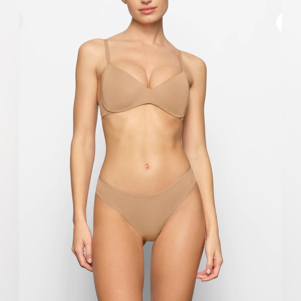 SKIMS Tan Bra